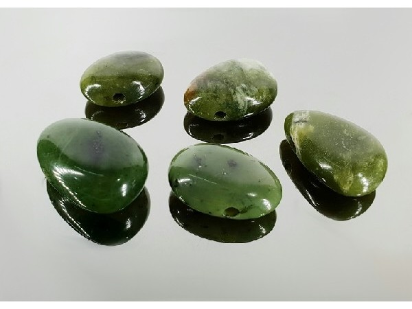 Colgante perita jade canadiense (5ud)