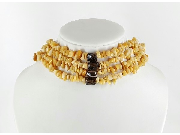 COLLAR SUPER LONGO CHIP JADE AMARILLO