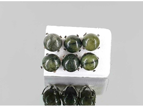 Pendiente garra jade canadiense 8mm (3par)