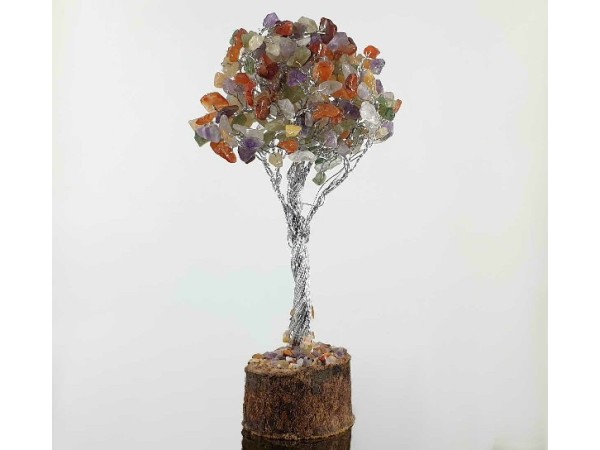 Arbol multicolor mediano con base de madera