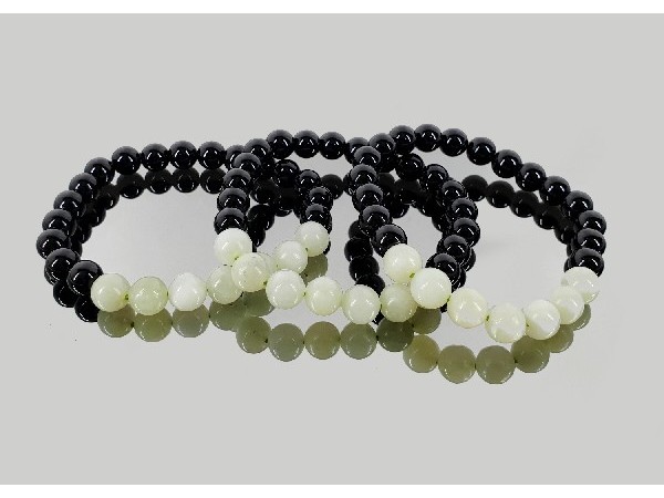 Pulsera 7 bola 8mm jade con obsidiana negra