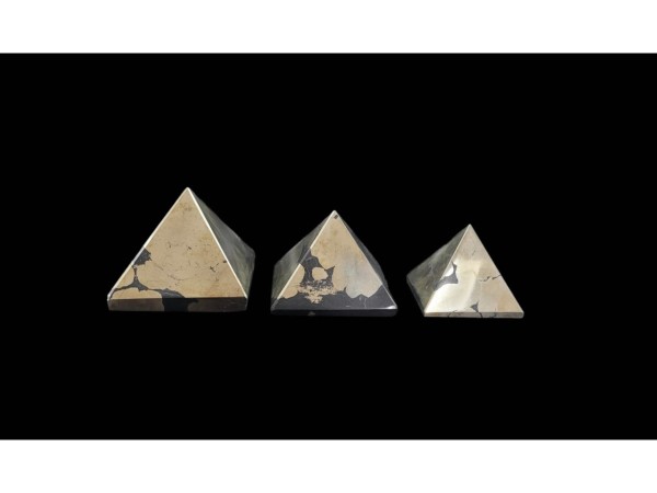 Piramides de pirita pulida (500gr)