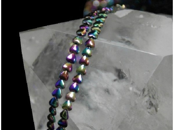 Hilo corazon hematite color arcoiris