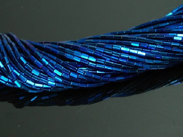 Hilo prisma hematite color azul añil 5x3mm